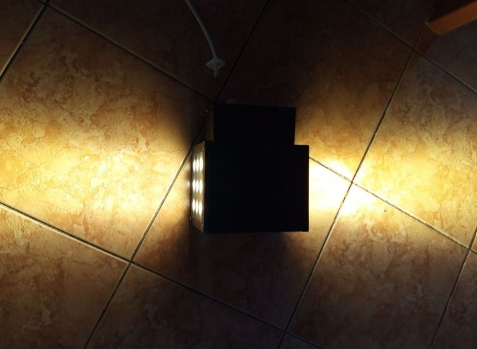 Spectrum-Torre 18 LED Promien góra/dół Wysyłk