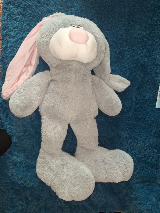 Плюшевый заяц 110 см