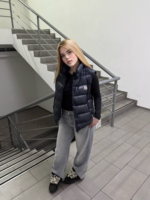 жилетка moncler ОРИГИНАЛ!