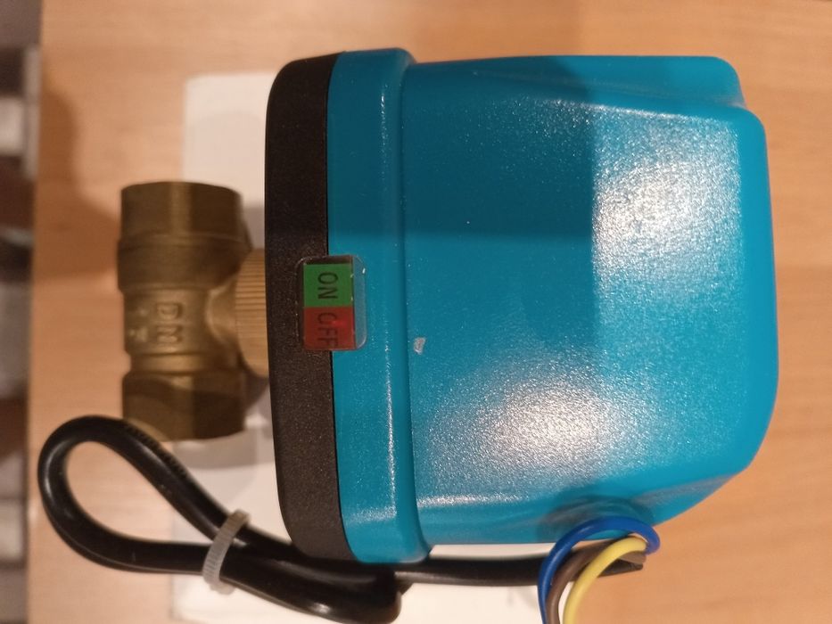 триходовий клапан Midea HD-Q15 для фанкойлів з сервоприводом.