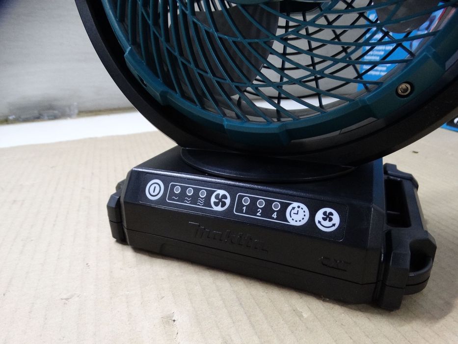 Wentylator akumulatorowy makita CF101D