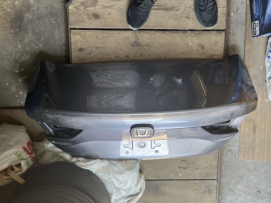 Хонда INSIGHT 2019-2022 кришка багажника