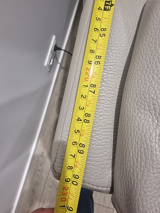 Sofá canto (chaise long) com puff Divani&Divani super confortável