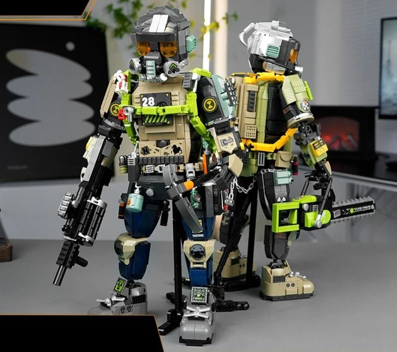 Конструктор APOCALYPTIC  W9101 Робот с гранатомётом 33 см