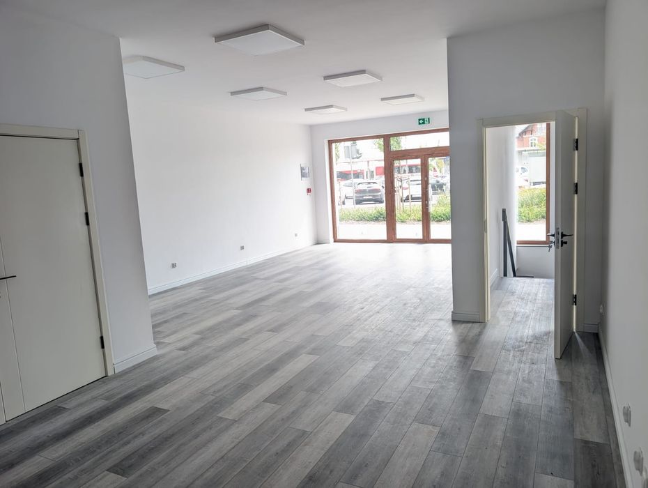 Lokal usługowy 60 m² | Parter | Duża witryna | Świetna lokalizacja