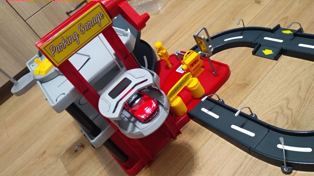 burado ferrari 3 уровня с лифтом парковка гараж