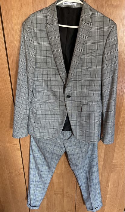 Elegancki garnitur ZARA MAN – szary w kratę