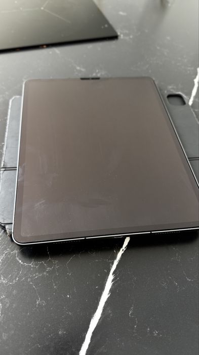 Ipad Pro M1 256GB 12.9 Cellular + Magic Keyboard + Gratis