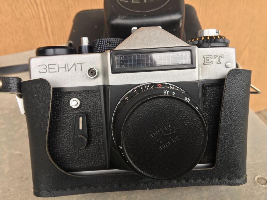 Фотоаппарат Зенит ЕТ со вспышкой