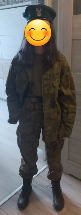 Mundur wojskowy. Szkoła wojskowa
