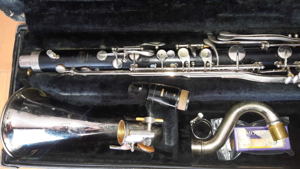 Clarinete Baixo Sib  ( plástico) Selmer Bundy USA