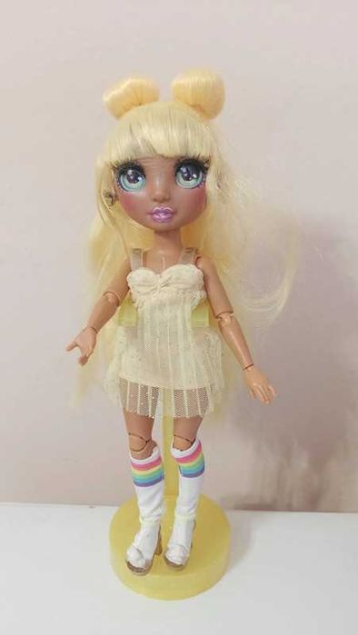 Lalki Rainbow high