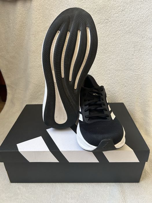 Кросівки Adidas бігові