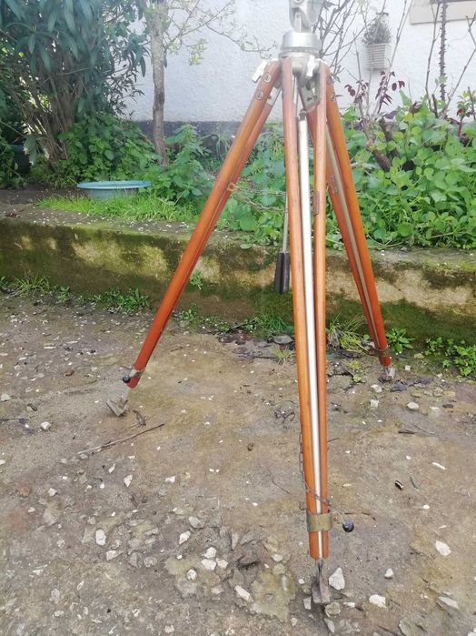 Tripé Bolex Paillard