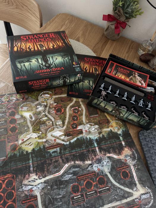 Настільна гра Stranger Things Дивні Дива