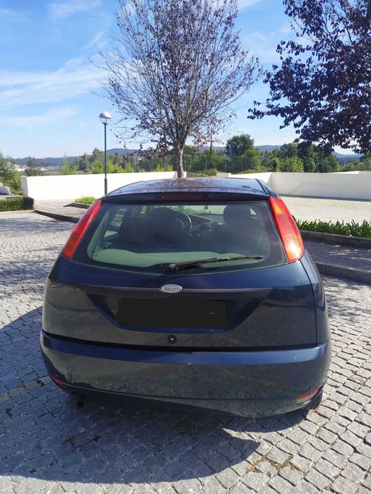 Ford Focus 1.4 gasolina - 2001 foto 3