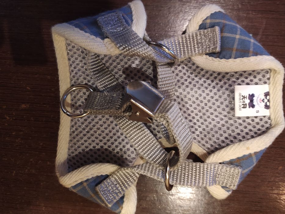 Шлея для собак. S.