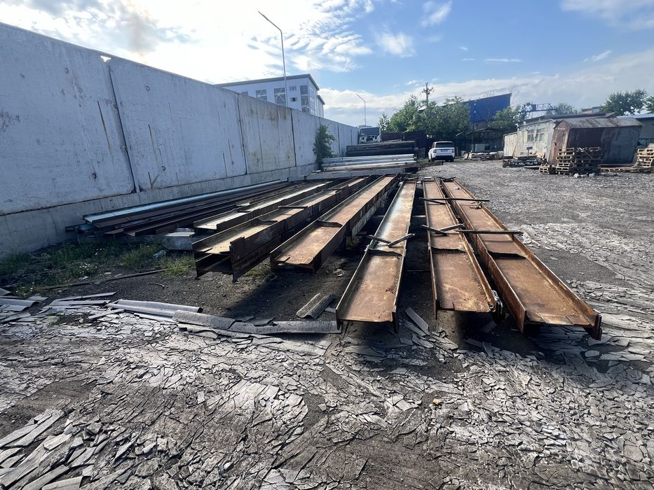 Продам балку двутавровую