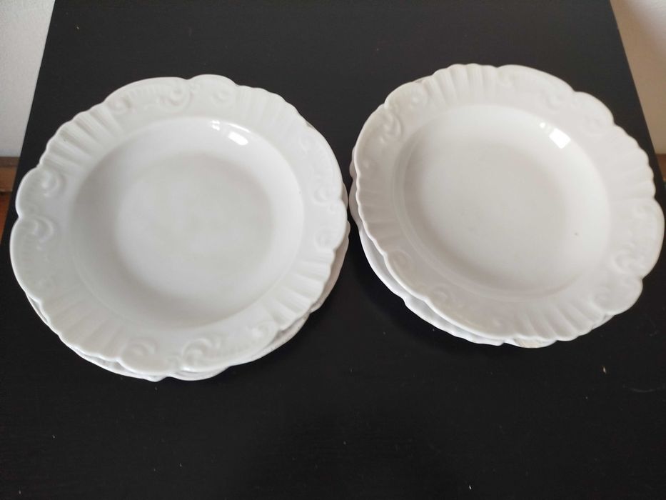 Quatro pratos da vista alegre muito antigos