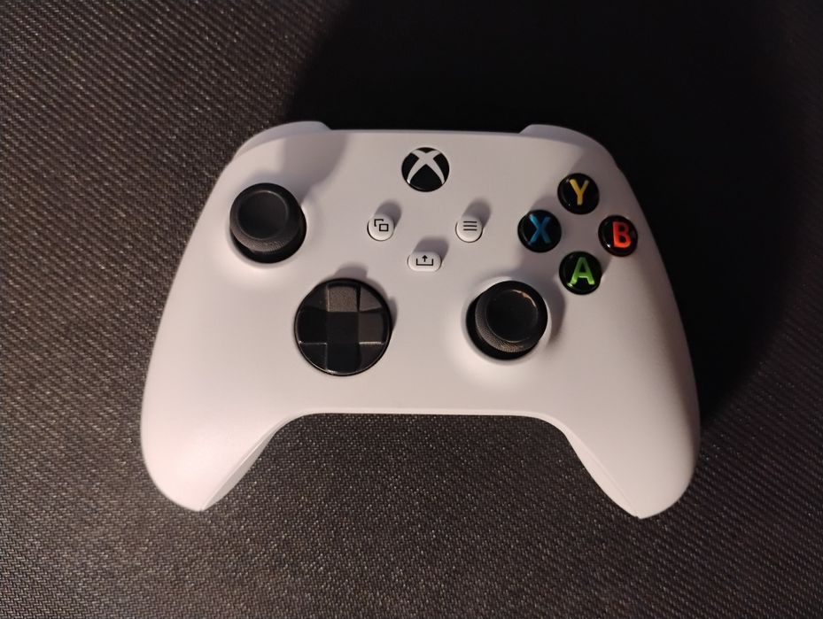 Xbox series s z grami