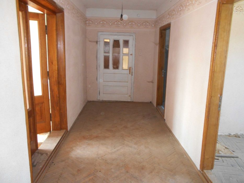 продам будинок(закарпаття)