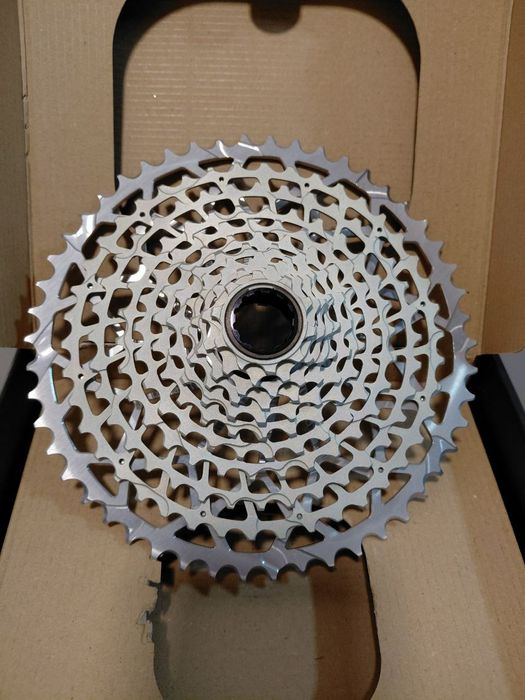 Касета Garbaruk SRAM XD 10-50 11шв на велосипед Shimano лапка ролики