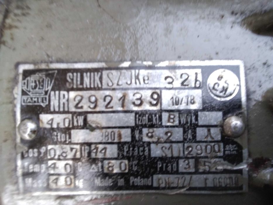 silnik elektryczny 4 kW, 2900 obrotów, 3 fazy.
