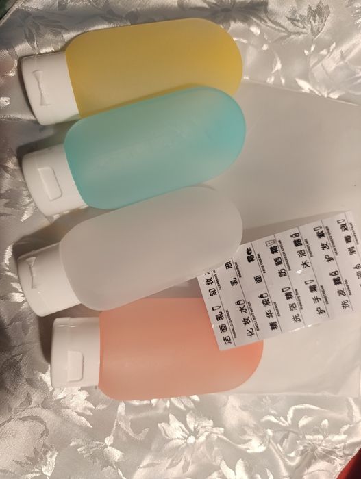 дорожный набор ёмкостей для путешествий