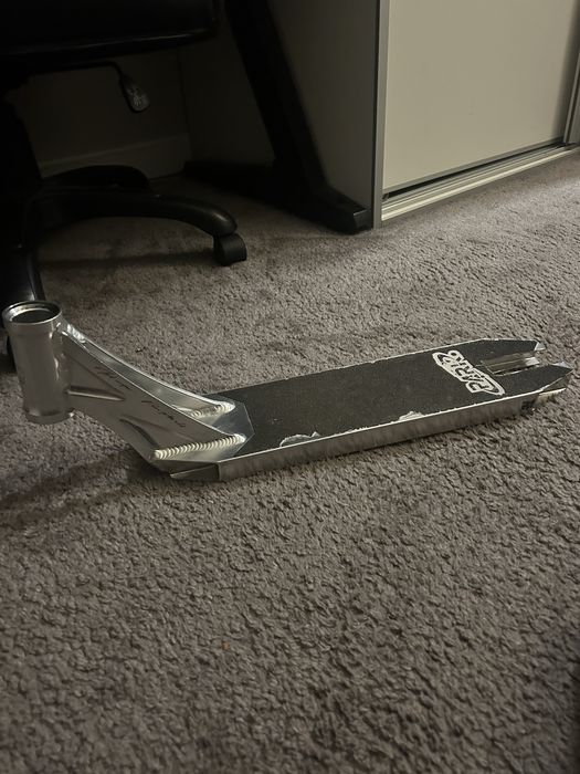 Deck NKD Park.