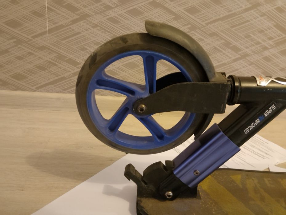 Продам самокат для катания