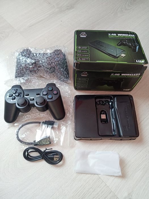 Ігрова приставка Data Frog ретро