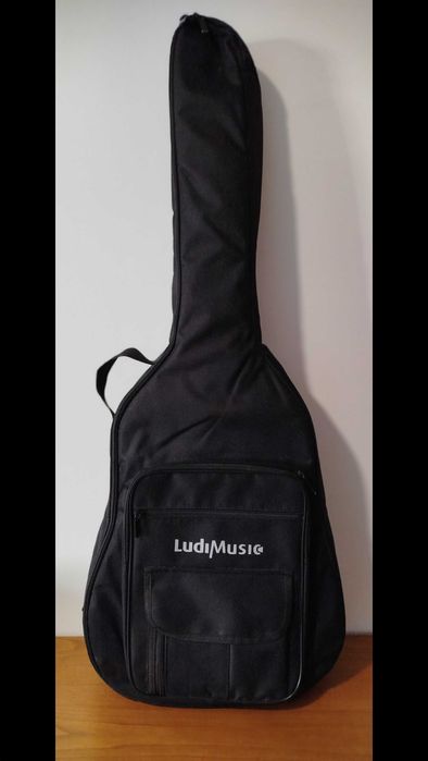 Guitarra clássica 4/4 Yamaha C40 natural + acessórios - Ótimo Estado!