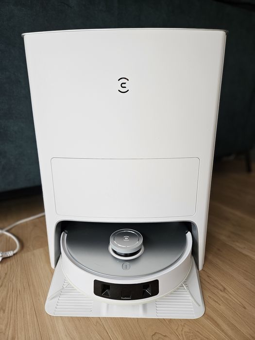Deebot T20 Omni – Twój nowy współlokator (ten pracowity!)