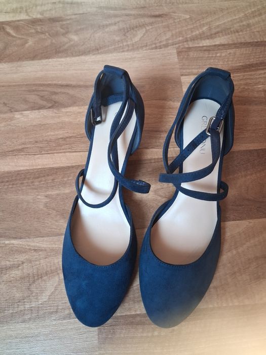 Buty damskie rozmiar 42 nowe