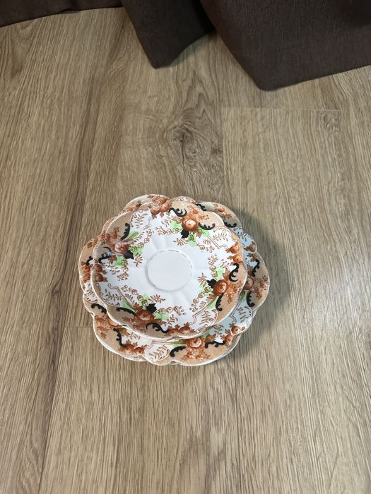 Фарфорові тарілочки