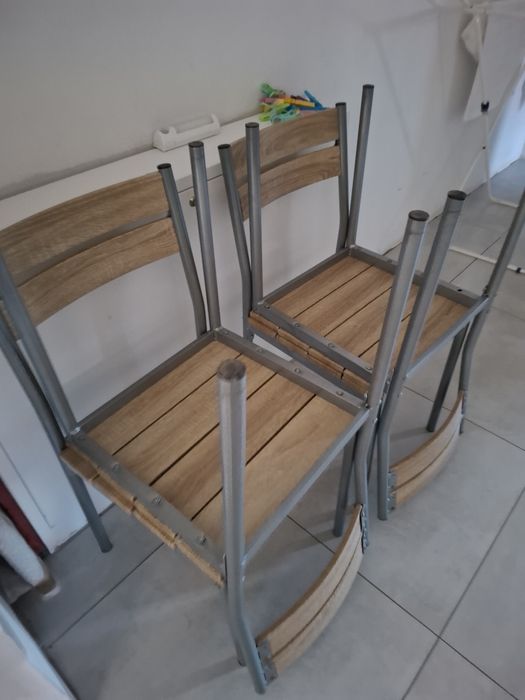 Stół kucheny dla 4 osob