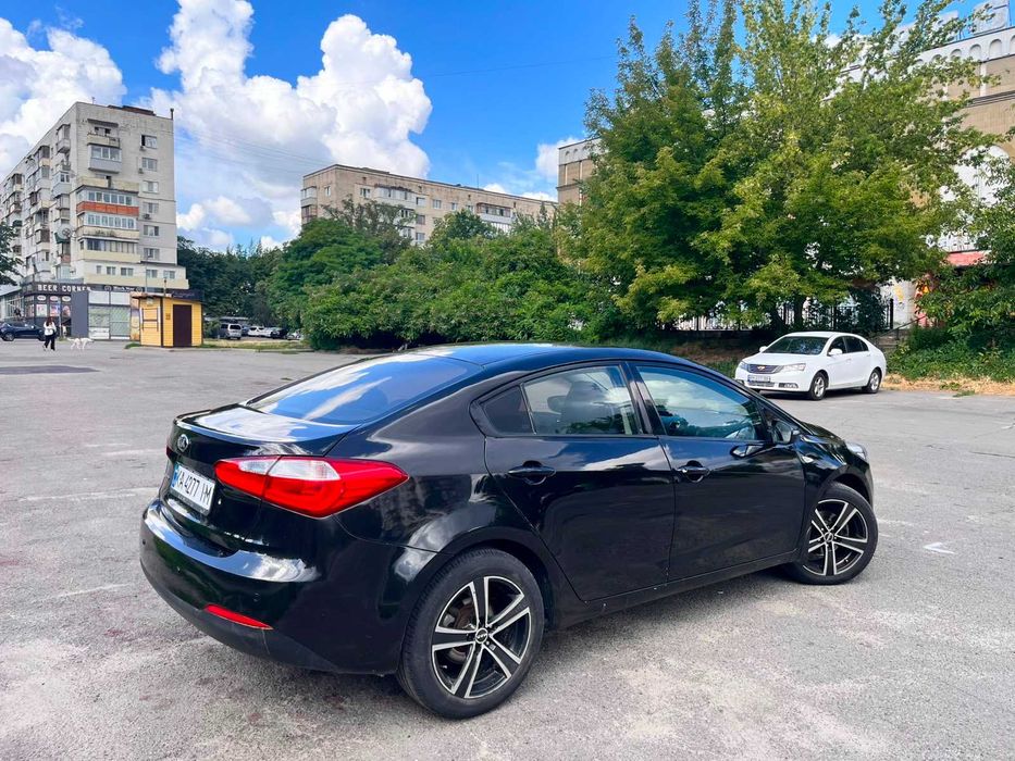 Продам Kia Cerato 2013 газ-бензин