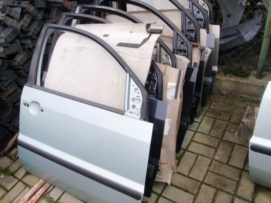Ford Fusion 02-12 drzwi prawe przednie różne kolory