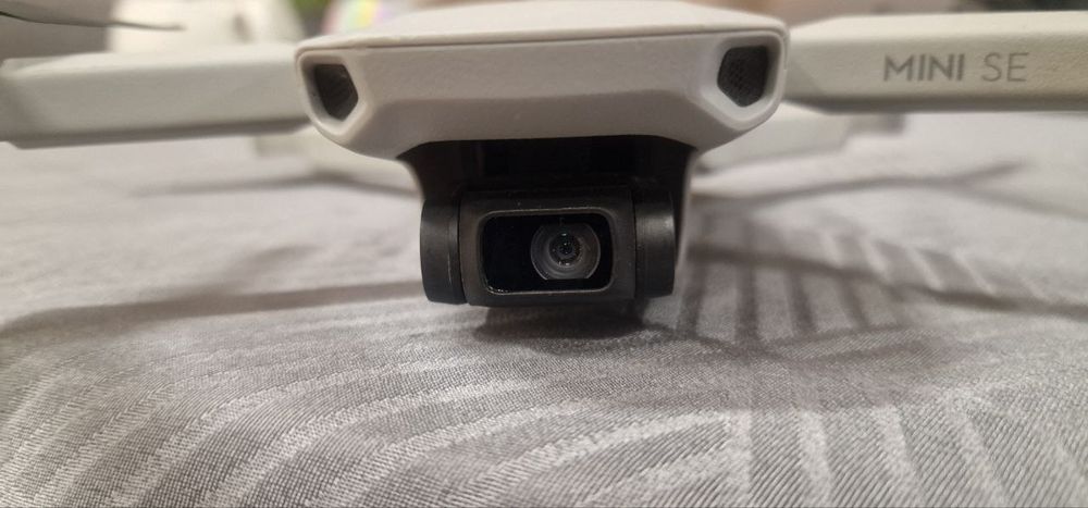 DJI mini se дрон базовий комплект