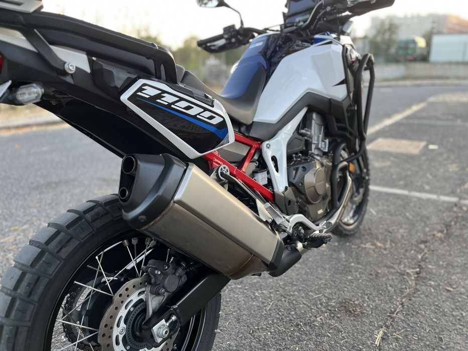 Honda Africa Twin CRF 1100L Tricolor