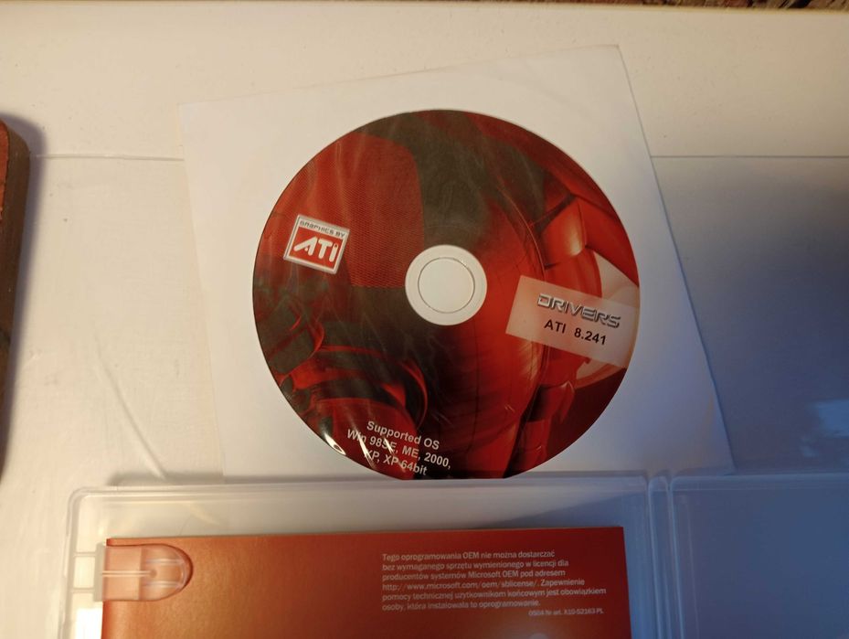 Windows 7 home premium OEM z naklejką COA gratis płyta ATI