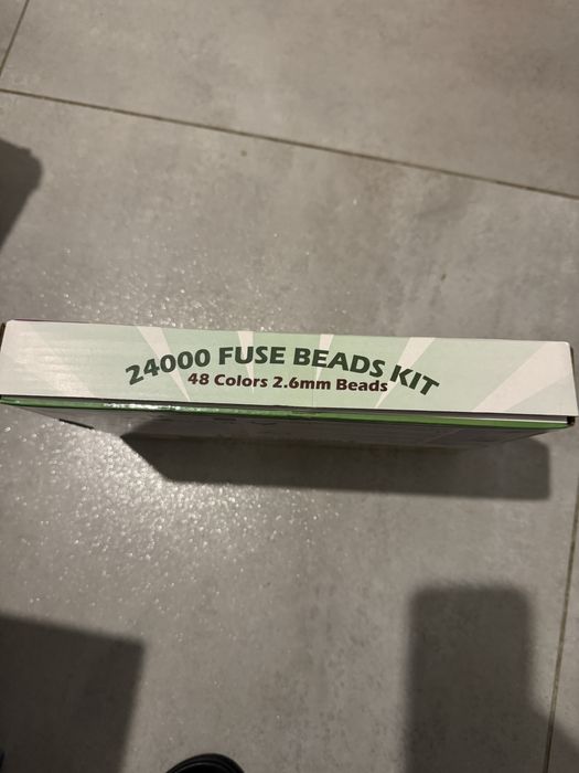 Zestaw koralików do prasowania 24000 elementów