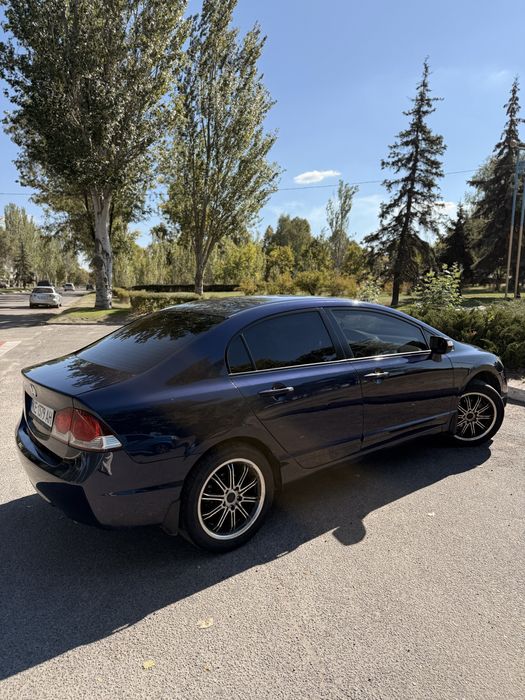 Продам авто  Honda Civic 2009