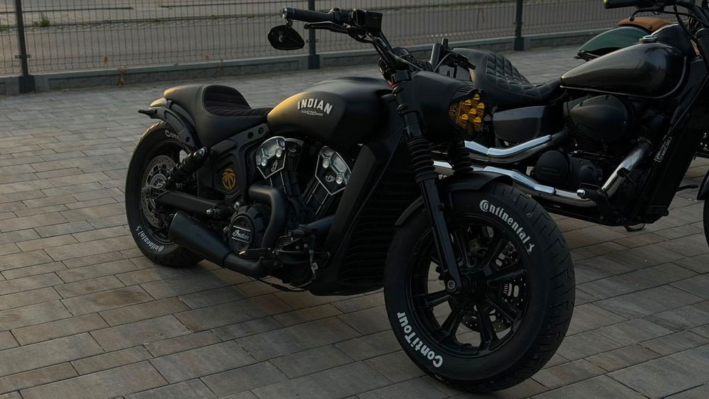 Wynajem INDIAN Scout BOBBER Custom