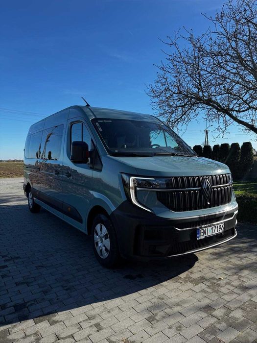 Wynajem BUS - VIP - Renault Master - 9 osób - WEBASTO - KLIMATYZACJA