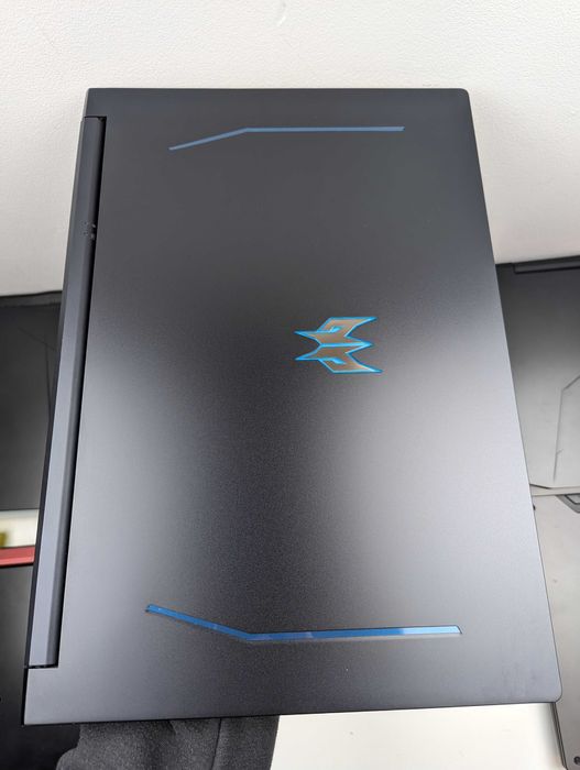 LAPTOP GAMINGOWY Acer Predator RTX 3050 i5-11400H 144hz 17,3 cali