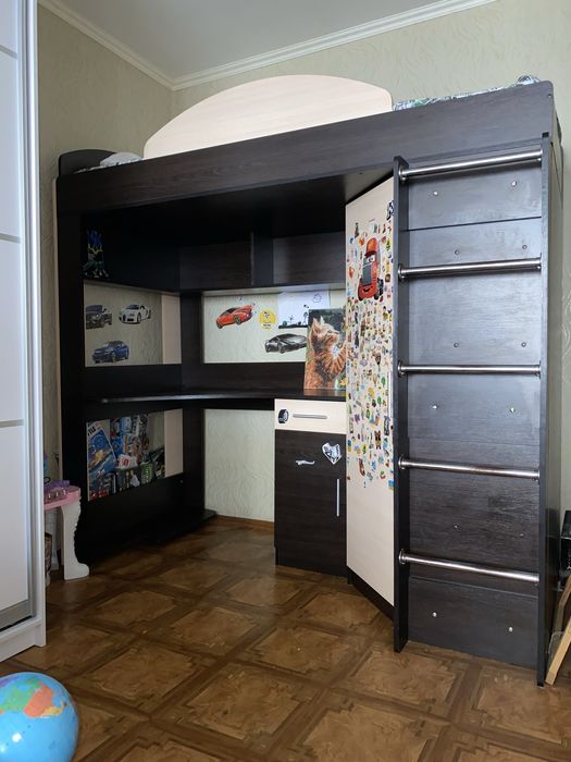 Продам ліжко горище у гарному стані! Торг!!