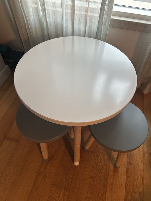 Mesa e bancos crianca Flexa