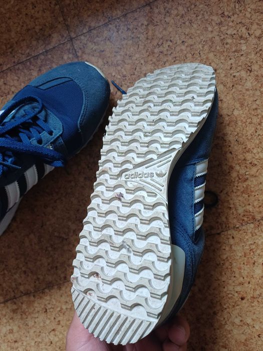 Sapatilhas Adidas ZX700
