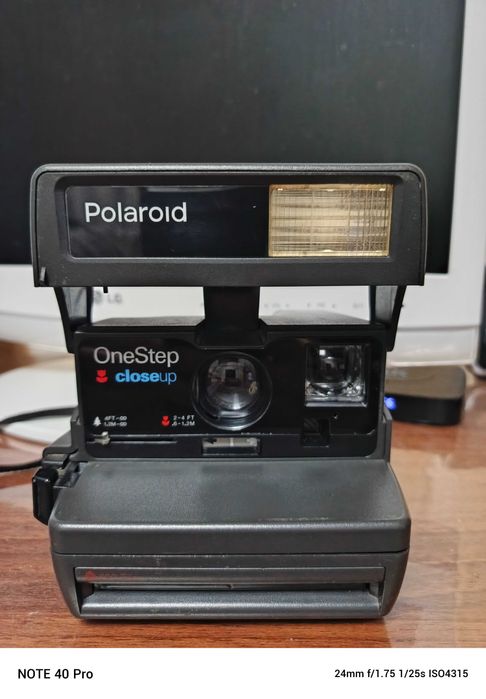 Polaroid One-step
